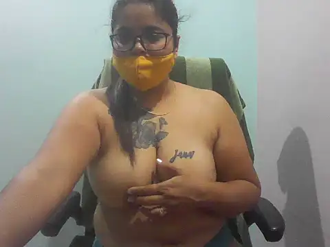 Snapshot of gyanvi1 chatting on 12, 2, 2025 gyanvi1 online show from 12, 2, 2025