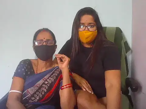 Snapshot of gyanvi1 chatting on 24, 2, 2025 gyanvi1 online show from 24, 2, 2025