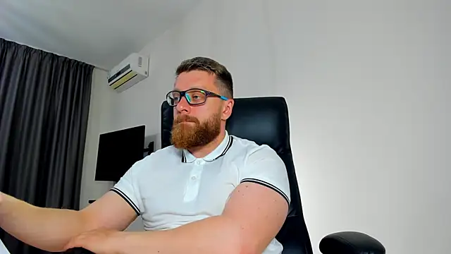 Findom guy online show from 6, 5, 2026