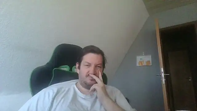 Golffahrer1982 online show from 12, 11, 2025