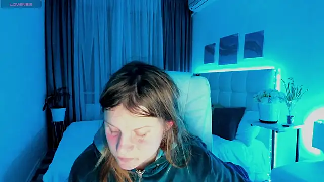 Kathlyn  Heath online show from 12, 3, 2025