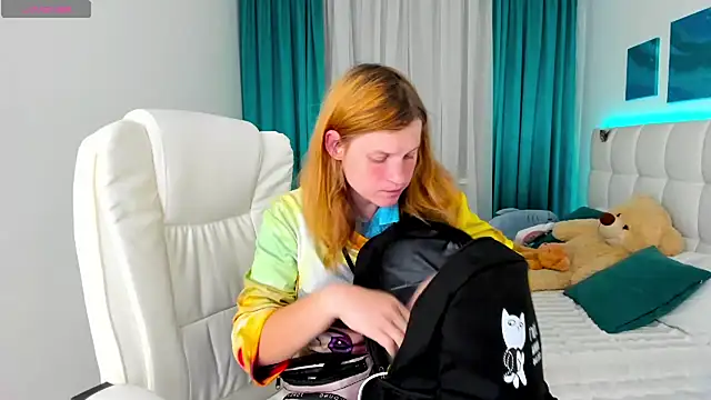 Kathlyn  Heath online show from 10, 9, 2025