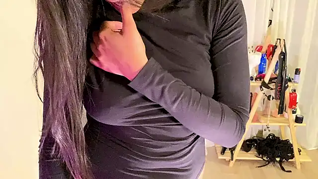 Nisha2708 online show from 17, 2, 2025