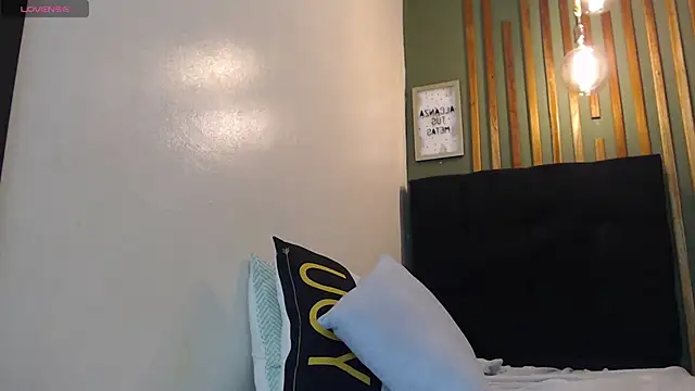 Snapshot of AngelitaWild_ chatting on 8, 2, 2025 AngelitaWild online show from 8, 2, 2025