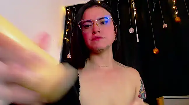 Isa Maiden1 online show from 11, 12, 2024