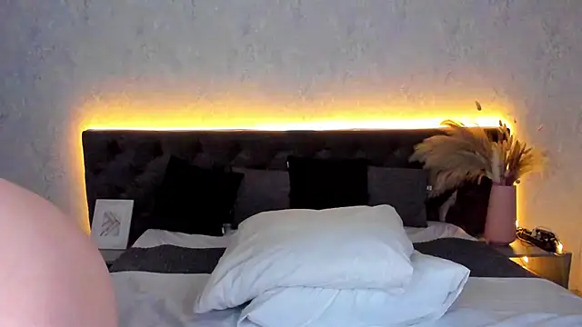 Linda Bryant online show from 15, 1, 2026