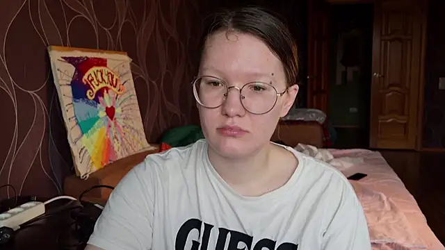 Snapshot of MiriamOr chatting on 31, 10, 2025 MiriamOr online show from 31, 10, 2025