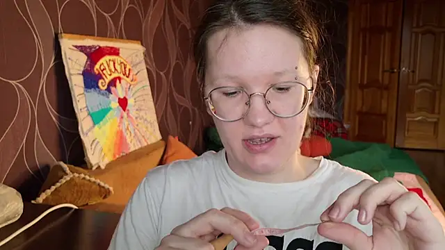 Snapshot of MiriamOr chatting on 14, 11, 2025 MiriamOr online show from 14, 11, 2025