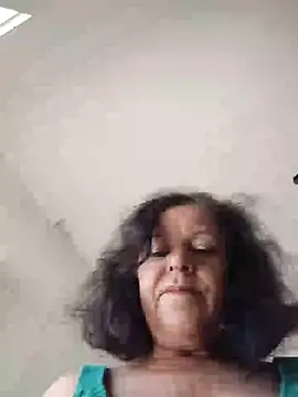 Snapshot of mariy522 chatting on 7, 1, 2025 mariy522 online show from 7, 1, 2025