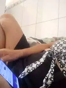 Snapshot of mariy522 chatting on 8, 1, 2025 mariy522 online show from 8, 1, 2025