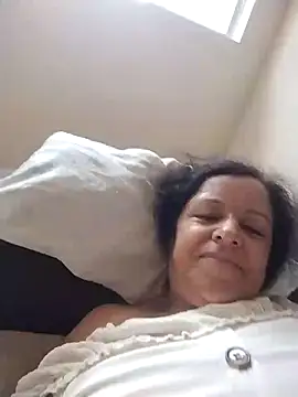 Snapshot of mariy522 chatting on 13, 2, 2025 mariy522 online show from 13, 2, 2025