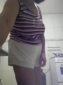 Snapshot of mariy522 chatting on 2, 10, 2025 mariy522 online show from 2, 10, 2025