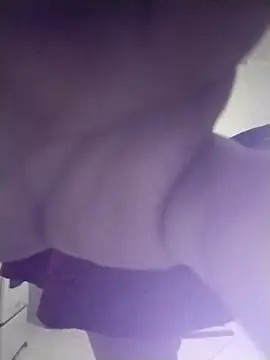 Snapshot of mariy522 chatting on 7, 10, 2025 mariy522 online show from 7, 10, 2025