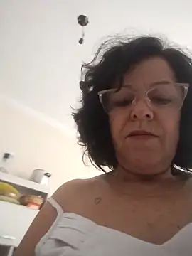 Snapshot of mariy522 chatting on 17, 11, 2025 mariy522 online show from 17, 11, 2025