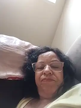 Snapshot of mariy522 chatting on 18, 11, 2025 mariy522 online show from 18, 11, 2025