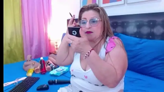 sandra 20 online show from 2, 3, 2026