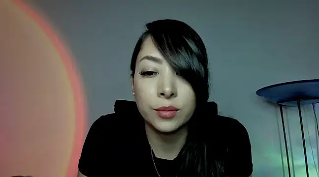Mila  Paramo online show from 28, 12, 2024