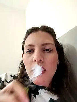 Mia Hampton online show from 14, 3, 2025