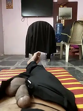 Snapshot of sandy-006 chatting on 10, 11, 2025 sandy-006 online show from 10, 11, 2025