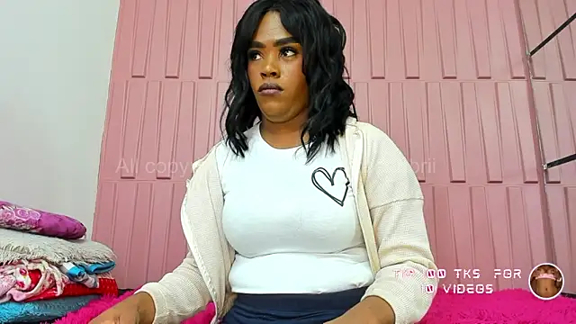 Briana Wells  online show from 30, 9, 2025