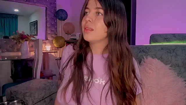 Snapshot of zoe_kittylove chatting on 4, 11, 2025 zoe kittylove online show from 4, 11, 2025