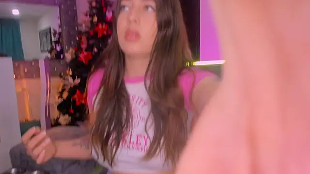 Snapshot of zoe_kittylove chatting on 20, 11, 2025 zoe kittylove online show from 20, 11, 2025