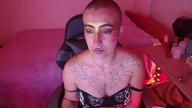 Snapshot of Liil_cat chatting on 1, 2, 2025 Liil cat online show from 1, 2, 2025