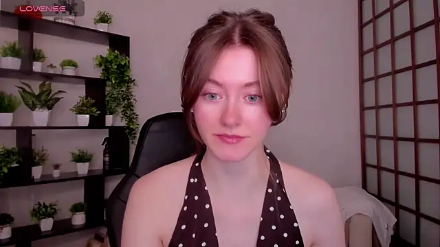 Snapshot of KateCuddle chatting on 10, 2, 2026 KateCuddle online show from 10, 2, 2026