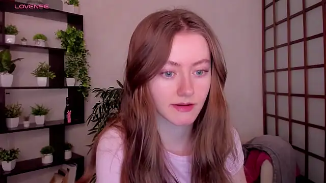 Snapshot of KateCuddle chatting on 11, 3, 2026 KateCuddle online show from 11, 3, 2026