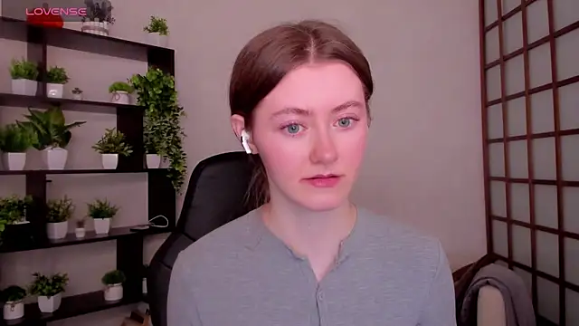 Snapshot of KateCuddle chatting on 20, 3, 2026 KateCuddle online show from 20, 3, 2026