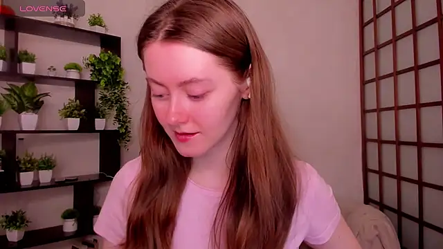 KateCuddle online show from 5, 5, 2026