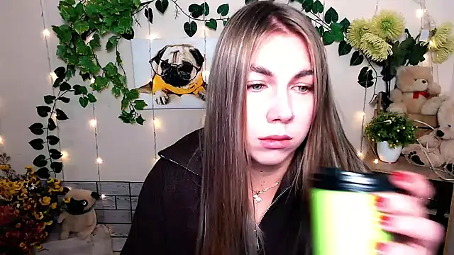 Sport Tall Doll online show from 11, 11, 2025