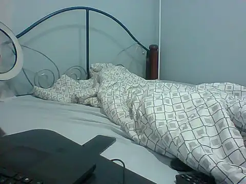 Snapshot of Eminent_Ride chatting on 17, 10, 2025 Eminent Ride online show from 17, 10, 2025