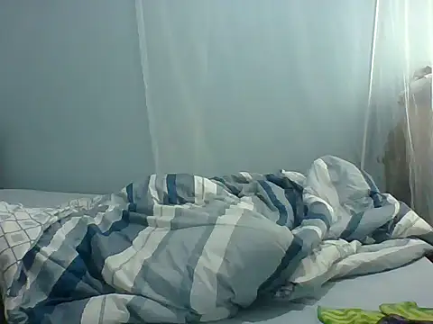 Snapshot of Eminent_Ride chatting on 19, 10, 2025 Eminent Ride online show from 19, 10, 2025