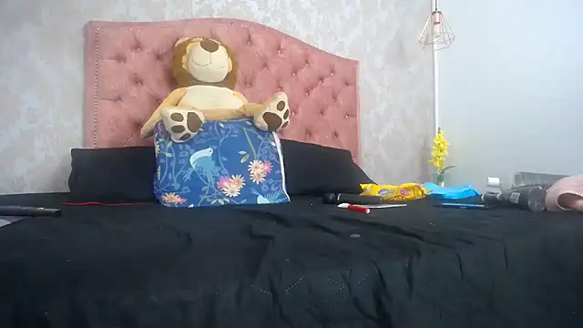 SHARICK GRECO online show from 3, 2, 2025