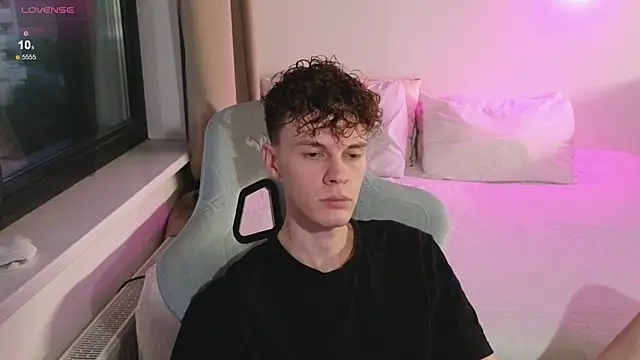 Snapshot of cute_thomas chatting on 16, 7, 2026 cute thomas online show from 16, 7, 2026