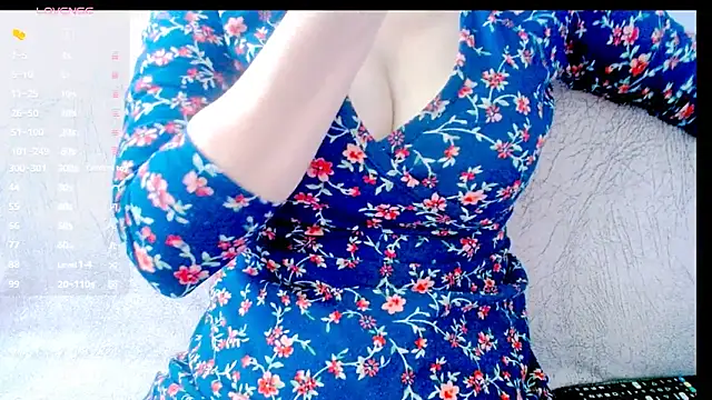 AmazingBitch online show from 6, 10, 2025