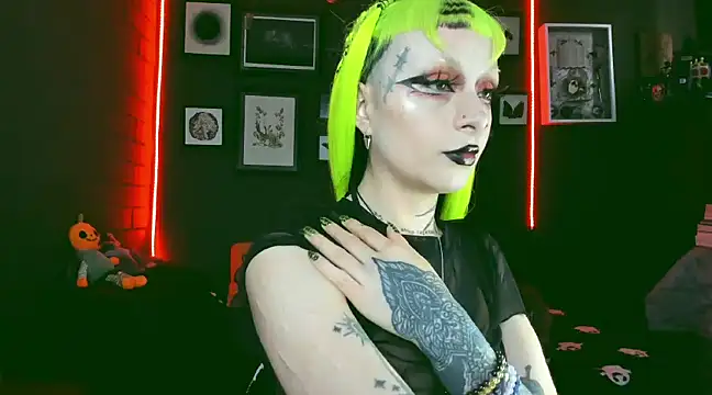 Snapshot of insania_9999_ chatting on 11, 3, 2025 insania 9999 online show from 11, 3, 2025