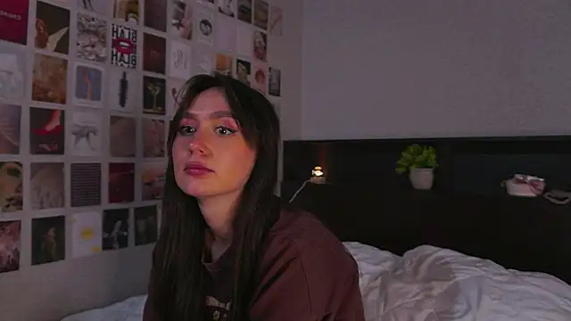 itssophiie online show from 12, 9, 2025