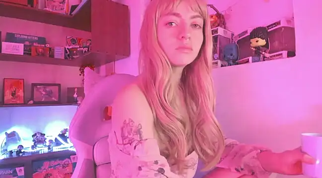 Agathaks online show from 4, 12, 2024