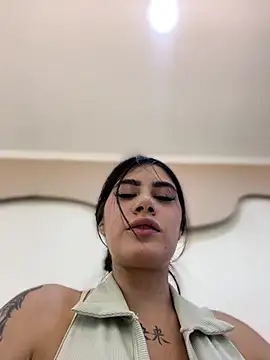 Snapshot of clarachanelricek chatting on 18, 2, 2025 clarachanelricek online show from 18, 2, 2025
