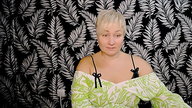 Olivia playful online show from 14, 12, 2024