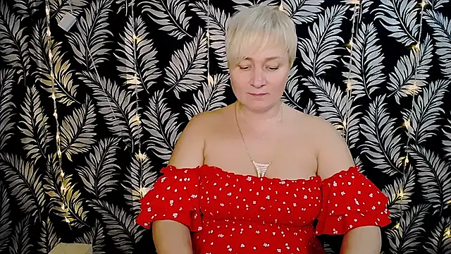 Olivia playful online show from 3, 1, 2025