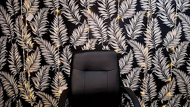 Olivia playful online show from 31, 1, 2025