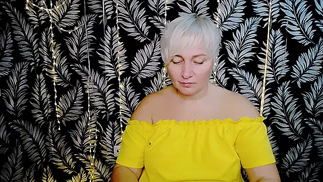 Olivia playful online show from 18, 11, 2025