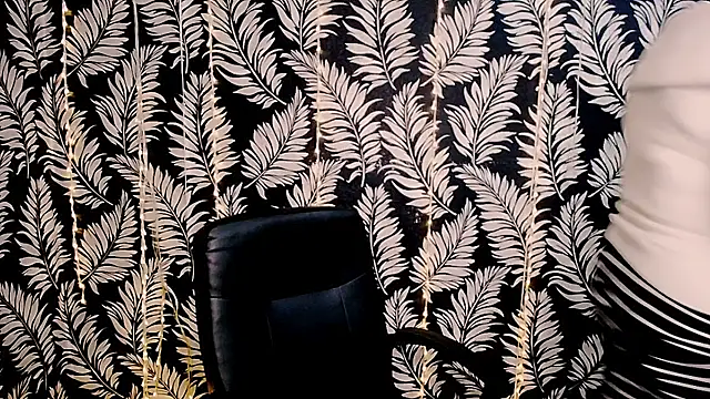 Olivia playful online show from 6, 2, 2026