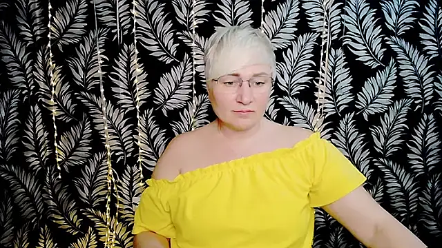 Olivia playful online show from 11, 5, 2026