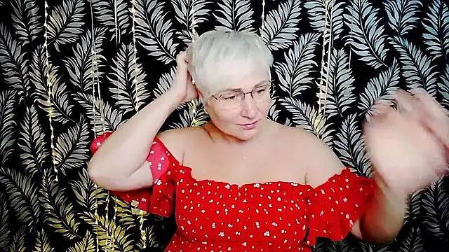 Olivia playful online show from 14, 6, 2026