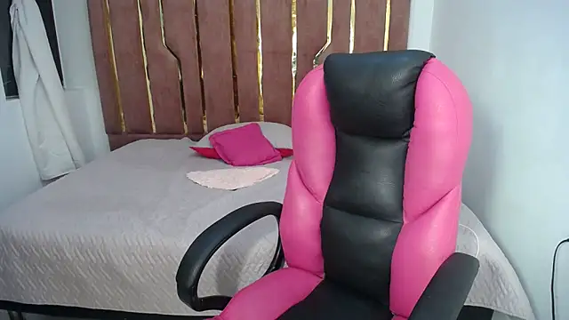 Snapshot of Chanel-24 chatting on 19, 2, 2025 Chanel-24 online show from 19, 2, 2025