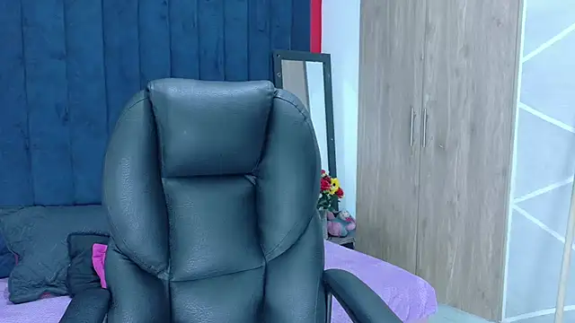 Snapshot of Chanel-24 chatting on 15, 10, 2025 Chanel-24 online show from 15, 10, 2025